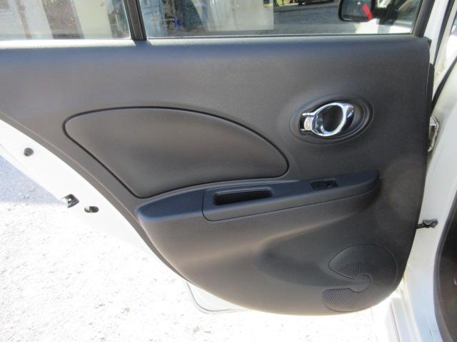 マーチ ニスモ　Ｓ　車検２年付き　５ＭＴシフト　オーテックマフラー　ＳＤナビ　フルセグＴＶ　ＥＴＣ　純正１６インチアルミホイール　ニスモ専用シート　オートヘッドライト　リヤフォグ（42枚目）