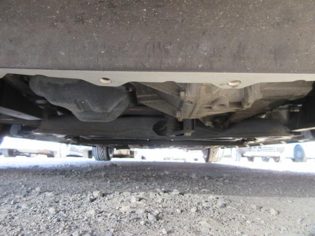 マーチ ニスモ　Ｓ　車検２年付き　５ＭＴシフト　オーテックマフラー　ＳＤナビ　フルセグＴＶ　ＥＴＣ　純正１６インチアルミホイール　ニスモ専用シート　オートヘッドライト　リヤフォグ（59枚目）