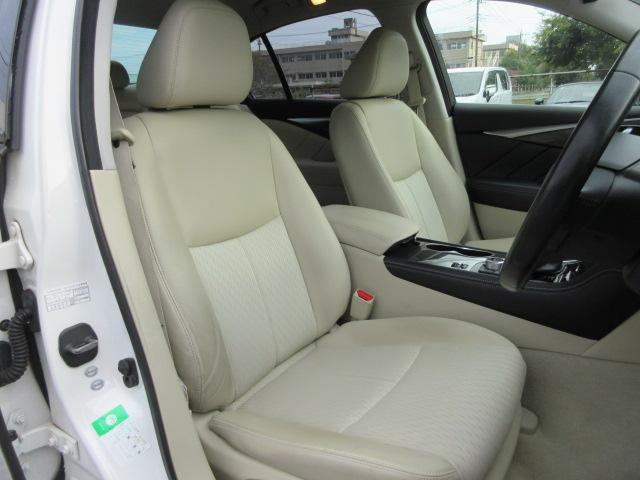 スカイライン 200GT-t 車検2年付き 雹害 ターボ SDナビ BluetoothフルセグTV バックカメラ ETC クルーズコントロール LEDオートヘッドライト LEDフォグライト ハーフレザーシート 純正17インチAW(21枚目)