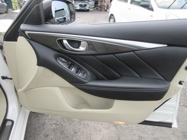 スカイライン 200GT-t 車検2年付き 雹害 ターボ SDナビ BluetoothフルセグTV バックカメラ ETC クルーズコントロール LEDオートヘッドライト LEDフォグライト ハーフレザーシート 純正17インチAW(22枚目)