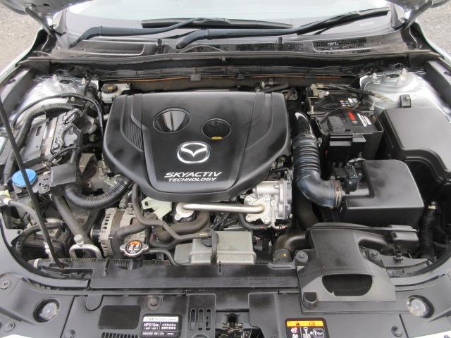 アクセラスポーツ １５ＸＤ　車検２年付き　後期型　ブレーキサポート　ディーゼルターボ　ＳＤナビ　ＢｌｕｅｔｏｏｔｈフルセグＴＶ　バックカメラ　ＥＴＣ　社外スピーカー＆ツィーター　純正１６インチアルミホイール（11枚目）