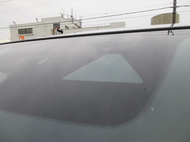 アクセラスポーツ １５ＸＤ　車検２年付き　後期型　ブレーキサポート　ディーゼルターボ　ＳＤナビ　ＢｌｕｅｔｏｏｔｈフルセグＴＶ　バックカメラ　ＥＴＣ　社外スピーカー＆ツィーター　純正１６インチアルミホイール（12枚目）