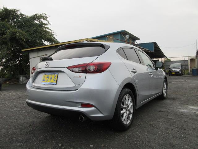 アクセラスポーツ １５ＸＤ　車検２年付き　後期型　ブレーキサポート　ディーゼルターボ　ＳＤナビ　ＢｌｕｅｔｏｏｔｈフルセグＴＶ　バックカメラ　ＥＴＣ　社外スピーカー＆ツィーター　純正１６インチアルミホイール（19枚目）