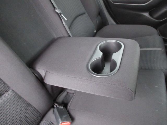 アクセラスポーツ １５ＸＤ　車検２年付き　後期型　ブレーキサポート　ディーゼルターボ　ＳＤナビ　ＢｌｕｅｔｏｏｔｈフルセグＴＶ　バックカメラ　ＥＴＣ　社外スピーカー＆ツィーター　純正１６インチアルミホイール（43枚目）