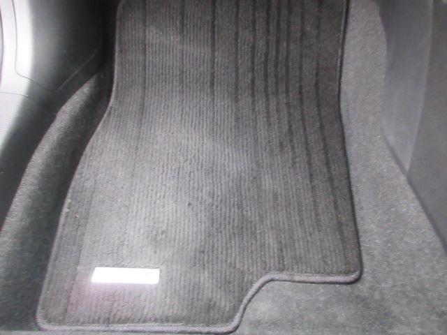 アクセラスポーツ １５ＸＤ　車検２年付き　後期型　ブレーキサポート　ディーゼルターボ　ＳＤナビ　ＢｌｕｅｔｏｏｔｈフルセグＴＶ　バックカメラ　ＥＴＣ　社外スピーカー＆ツィーター　純正１６インチアルミホイール（54枚目）