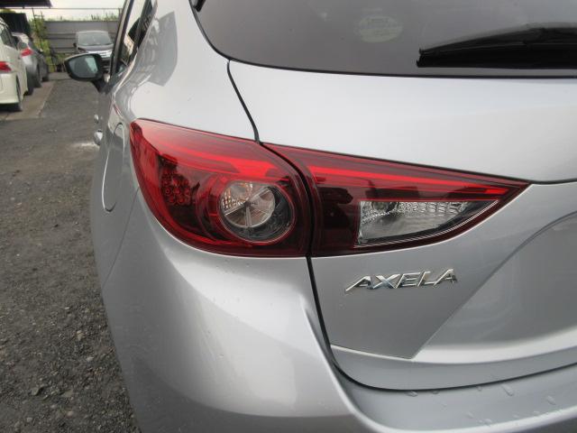 アクセラスポーツ １５ＸＤ　車検２年付き　後期型　ブレーキサポート　ディーゼルターボ　ＳＤナビ　ＢｌｕｅｔｏｏｔｈフルセグＴＶ　バックカメラ　ＥＴＣ　社外スピーカー＆ツィーター　純正１６インチアルミホイール（61枚目）