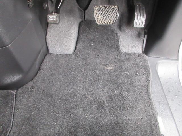 セレナ ハイウェイスター　車検２年付き　ＨＤＤナビ　フルセグＴＶ　バックカメラ　ＥＴＣ　アイドリングストップ　両側電動スライドドア　クルーズコントロール　純正１６インチアルミホイール　オートヘッドライト　フォグライト（27枚目）