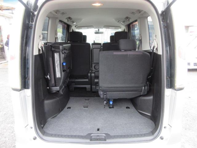 セレナ ハイウェイスター　車検２年付き　ＨＤＤナビ　フルセグＴＶ　バックカメラ　ＥＴＣ　アイドリングストップ　両側電動スライドドア　クルーズコントロール　純正１６インチアルミホイール　オートヘッドライト　フォグライト（45枚目）