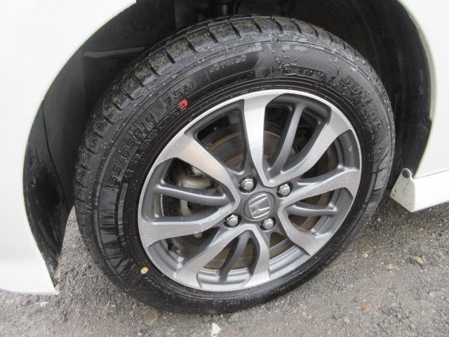 N-BOXカスタム L 車検2年付き 雹害 後期型 LKASブレーキサポート レーンキープ 標識認識機能 先行車発進警報 クルコン メモリナビBluetoothフルセグTV バックカメラ ETC 革調シートカバー(10枚目)