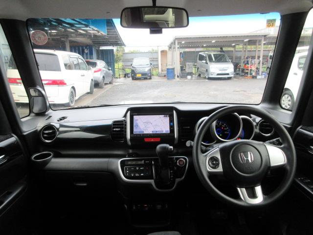 N-BOXカスタム G SSパッケージ 車検2年付き 後期型 メモリナビ BluetoothフルセグTV バックカメラ ETC 左電動スライドドア 前席シートヒーター 純正14インチアルミホイール HIDオートヘッドライト LEDフォグ(49枚目)