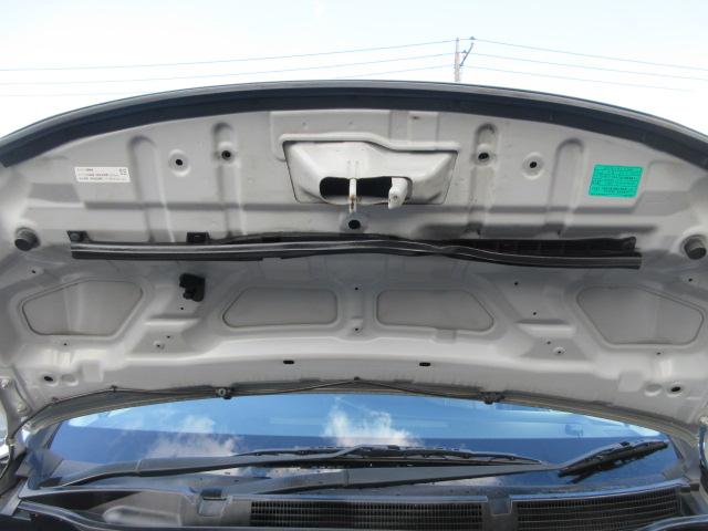 セレナ ２０Ｓ　車検２年付き　雹害　メモリーナビ　ＢｌｕｅｔｏｏｔｈワンセグＴＶ　バックカメラ　ＥＴＣ　クルーズコントロール　革調シートカバー　キーレスキー　１５インチアルミホイール（16枚目）