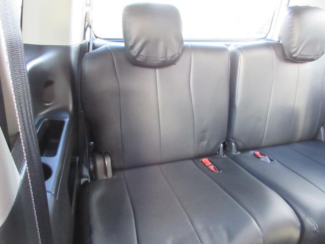 セレナ ２０Ｓ　車検２年付き　雹害　メモリーナビ　ＢｌｕｅｔｏｏｔｈワンセグＴＶ　バックカメラ　ＥＴＣ　クルーズコントロール　革調シートカバー　キーレスキー　１５インチアルミホイール（41枚目）