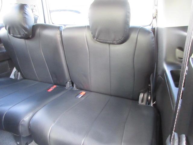 セレナ ２０Ｓ　車検２年付き　雹害　メモリーナビ　ＢｌｕｅｔｏｏｔｈワンセグＴＶ　バックカメラ　ＥＴＣ　クルーズコントロール　革調シートカバー　キーレスキー　１５インチアルミホイール（47枚目）