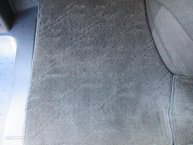 セレナ ２０Ｓ　車検２年付き　雹害　メモリーナビ　ＢｌｕｅｔｏｏｔｈワンセグＴＶ　バックカメラ　ＥＴＣ　クルーズコントロール　革調シートカバー　キーレスキー　１５インチアルミホイール（54枚目）