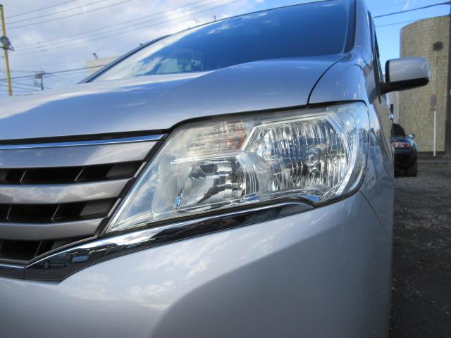 セレナ ２０Ｓ　車検２年付き　雹害　メモリーナビ　ＢｌｕｅｔｏｏｔｈワンセグＴＶ　バックカメラ　ＥＴＣ　クルーズコントロール　革調シートカバー　キーレスキー　１５インチアルミホイール（58枚目）