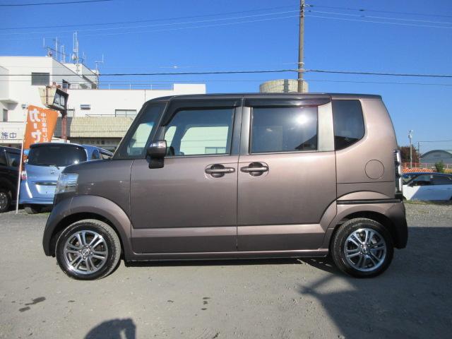 Ｎ－ＢＯＸ Ｇ　ＳＳパッケージ　車検２年付き　ＣＴＢＡ　ブレーキサポート　両側電動スライドドア　純正１４インチアルミホイール　ギャザズＣＤデッキ　ＡＵＸ・ＵＳＢ　ＥＴＣ　サイド・カーテンエアバック（9枚目）