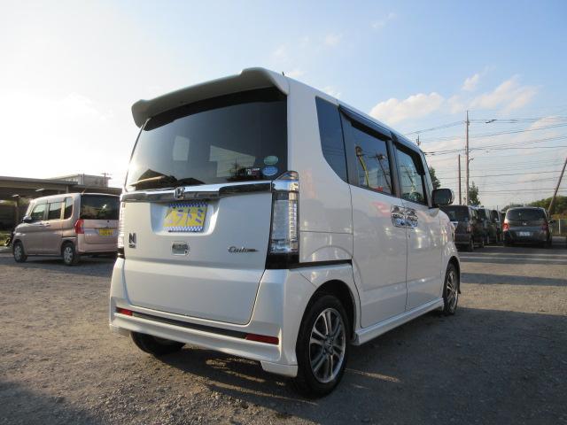 Ｎ－ＢＯＸカスタム Ｇ・Ｌパッケージ　車検２年付き　雹害　メモリナビ　ＢｌｕｅｔｏｏｔｈフルセグＴＶ　バックカメラ　ＥＴＣ　両側電動スライドドア　純正１４インチアルミホイール　ＨＩＤオートヘッドライト　フォグライト（19枚目）