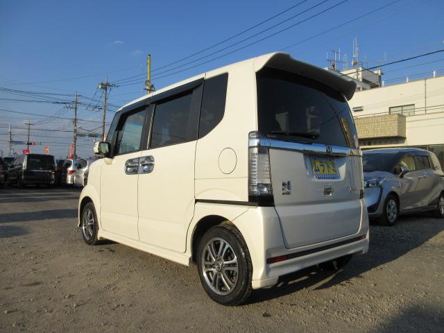 Ｎ－ＢＯＸカスタム Ｇ・Ｌパッケージ　車検２年付き　雹害　メモリナビ　ＢｌｕｅｔｏｏｔｈフルセグＴＶ　バックカメラ　ＥＴＣ　両側電動スライドドア　純正１４インチアルミホイール　ＨＩＤオートヘッドライト　フォグライト（20枚目）