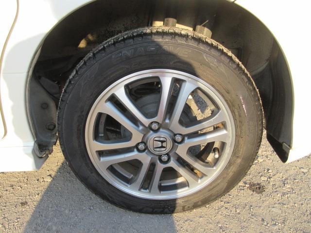 Ｎ－ＢＯＸカスタム Ｇ・Ｌパッケージ　車検２年付き　雹害　メモリナビ　ＢｌｕｅｔｏｏｔｈフルセグＴＶ　バックカメラ　ＥＴＣ　両側電動スライドドア　純正１４インチアルミホイール　ＨＩＤオートヘッドライト　フォグライト（23枚目）