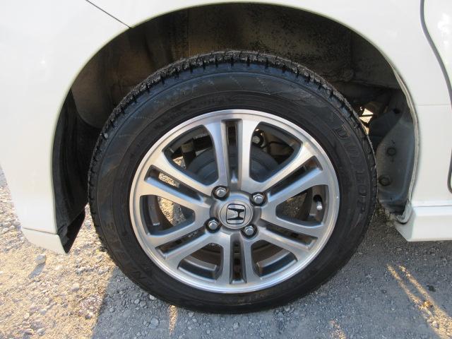 Ｎ－ＢＯＸカスタム Ｇ・Ｌパッケージ　車検２年付き　雹害　メモリナビ　ＢｌｕｅｔｏｏｔｈフルセグＴＶ　バックカメラ　ＥＴＣ　両側電動スライドドア　純正１４インチアルミホイール　ＨＩＤオートヘッドライト　フォグライト（24枚目）