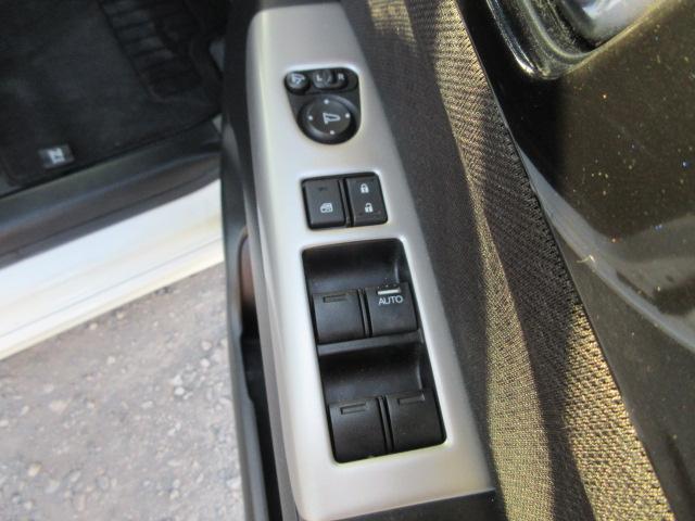 Ｎ－ＢＯＸカスタム Ｇ・Ｌパッケージ　車検２年付き　雹害　メモリナビ　ＢｌｕｅｔｏｏｔｈフルセグＴＶ　バックカメラ　ＥＴＣ　両側電動スライドドア　純正１４インチアルミホイール　ＨＩＤオートヘッドライト　フォグライト（32枚目）