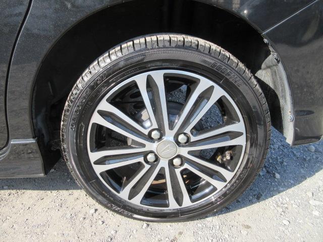 タント カスタムＲＳ　トップエディションＳＡＩＩ　ターボ　ブレーキサポート　車線逸脱警報　先行車発進警報　ＳＤナビ　ＢｌｕｅｔｏｏｔｈフルセグＴＶ　バックカメラ　ＥＴＣ　両側電動スライドドア　ピラーレス　ハーフレザーシート（24枚目）