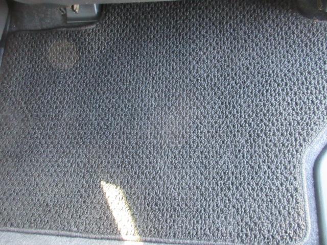 タント カスタムＲＳ　トップエディションＳＡＩＩ　ターボ　ブレーキサポート　車線逸脱警報　先行車発進警報　ＳＤナビ　ＢｌｕｅｔｏｏｔｈフルセグＴＶ　バックカメラ　ＥＴＣ　両側電動スライドドア　ピラーレス　ハーフレザーシート（40枚目）