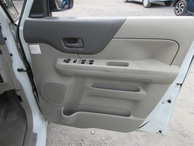 スペーシア Ｇ　エネチャージ　アイドリングストップ　スマートキー　プッシュスタート　タイミングチェーン　ヘッドライトレベライザー　両側スライドドア（21枚目）