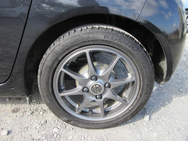 エッセ Ｄセレクション　車検２年付き　５ＭＴシフト　社外１４インチアルミホイール　ＭＯＭＯステアリング　追加メーター　タワーバー　トランクバー　ロアアームバー　社外スピーカー　キーレスキー　ＥＴＣ（24枚目）