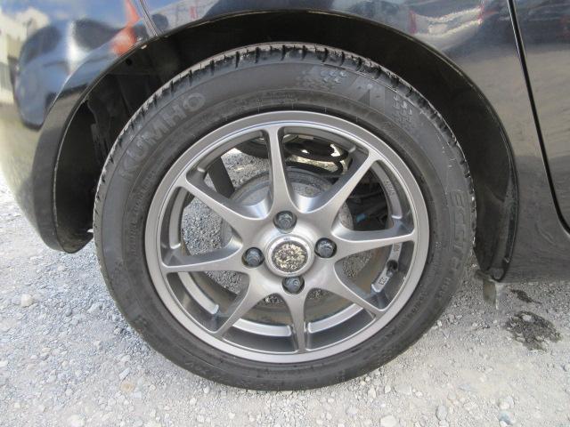 エッセ Ｄセレクション　車検２年付き　５ＭＴシフト　社外１４インチアルミホイール　ＭＯＭＯステアリング　追加メーター　タワーバー　トランクバー　ロアアームバー　社外スピーカー　キーレスキー　ＥＴＣ（25枚目）