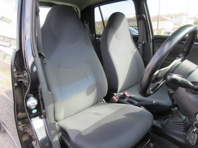 エッセ Ｄセレクション　車検２年付き　５ＭＴシフト　社外１４インチアルミホイール　ＭＯＭＯステアリング　追加メーター　タワーバー　トランクバー　ロアアームバー　社外スピーカー　キーレスキー　ＥＴＣ（26枚目）