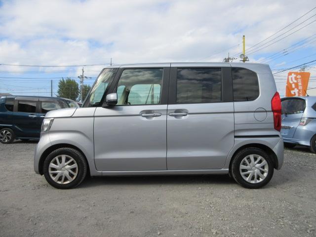 N-BOX L 車検2年付き レンタカーアップ 禁煙車 LKAS ブレーキサポート レーンキープ 標識認識機能 先行車発進警報 クルコン メモリナビBluetooth バックカメラ ETC 左電動スライドドア(9枚目)