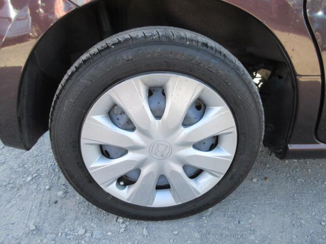 N-BOX G SSパッケージ 車検2年付き 後期型 禁煙車 CTBA ブレーキサポート 両側電動スライドドア ETC 前席シートヒーター HIDオートヘッドライト アイドリングストップ ギャザズCDデッキ AUX付(24枚目)