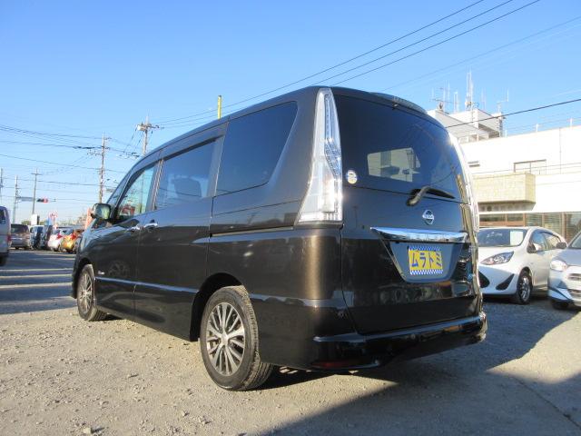 セレナ ハイウェイスターＳ－ＨＶアドバンスドセーフティパック　クロスギアパッケージ　後期型　防水シート　全周囲カメラ　ブレーキサポート　車線逸脱警報　ＳＤナビＢｌｕｅｔｏｏｔｈフルセグＴＶ　ＥＴＣ　純正１６インチアルミホイール　両側電動スライドドア（19枚目）