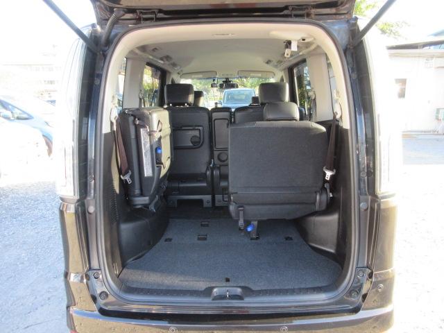 セレナ ハイウェイスターＳ－ＨＶアドバンスドセーフティパック　クロスギアパッケージ　後期型　防水シート　全周囲カメラ　ブレーキサポート　車線逸脱警報　ＳＤナビＢｌｕｅｔｏｏｔｈフルセグＴＶ　ＥＴＣ　純正１６インチアルミホイール　両側電動スライドドア（44枚目）