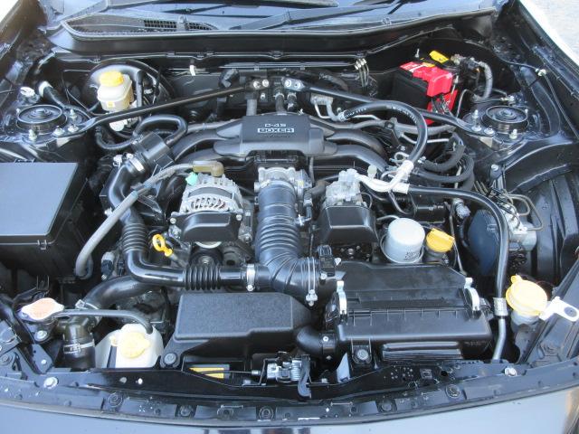 ８６ ＧＴ　ＭＴモードパドルシフト　ＳＤナビ　ＢｌｕｅｔｏｏｔｈフルセグＴＶ　バックカメラ　ＥＴＣ　ガラスフィルム貼　純正１７インチアルミホイール　ＨＩＤオートヘッドライト　フォグライト（11枚目）