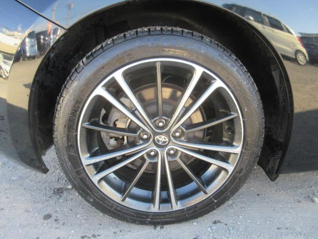 ８６ ＧＴ　ＭＴモードパドルシフト　ＳＤナビ　ＢｌｕｅｔｏｏｔｈフルセグＴＶ　バックカメラ　ＥＴＣ　ガラスフィルム貼　純正１７インチアルミホイール　ＨＩＤオートヘッドライト　フォグライト（23枚目）