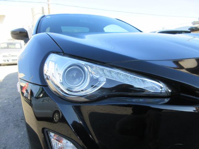 ８６ ＧＴ　ＭＴモードパドルシフト　ＳＤナビ　ＢｌｕｅｔｏｏｔｈフルセグＴＶ　バックカメラ　ＥＴＣ　ガラスフィルム貼　純正１７インチアルミホイール　ＨＩＤオートヘッドライト　フォグライト（47枚目）