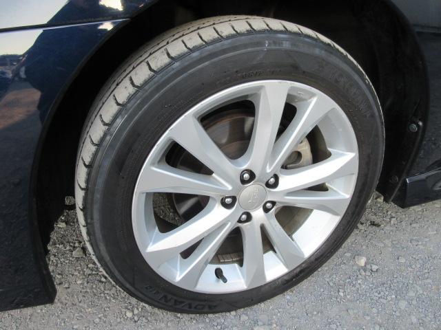 レガシィツーリングワゴン ２．５ｉアイサイト　車検２年付き　４ＷＤ　後期型　ブレーキサポート　車線逸脱警報　先行車発進警報　ＳＤナビＢｌｕｅｔｏｏｔｈフルセグＴＶ　バックカメラ　ＥＴＣ　電動シート　電動パーキング　クリアランスソナー（10枚目）