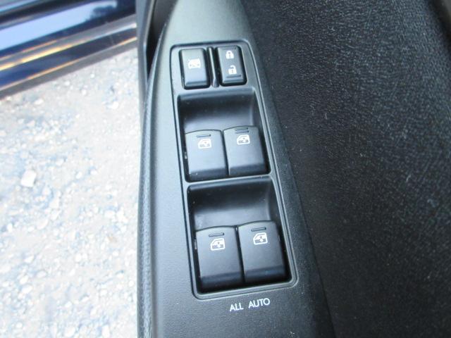 レガシィツーリングワゴン ２．５ｉアイサイト　車検２年付き　４ＷＤ　後期型　ブレーキサポート　車線逸脱警報　先行車発進警報　ＳＤナビＢｌｕｅｔｏｏｔｈフルセグＴＶ　バックカメラ　ＥＴＣ　電動シート　電動パーキング　クリアランスソナー（38枚目）