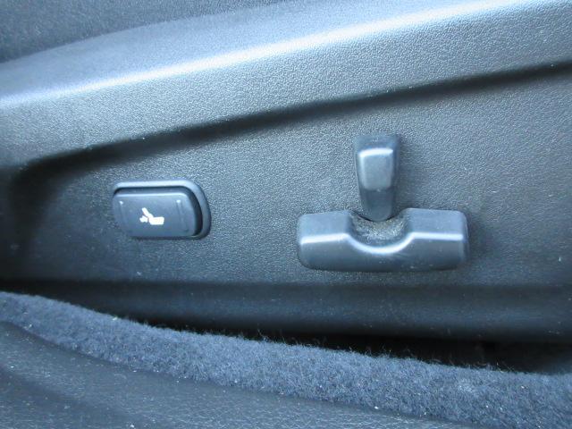 レガシィツーリングワゴン ２．５ｉアイサイト　車検２年付き　４ＷＤ　後期型　ブレーキサポート　車線逸脱警報　先行車発進警報　ＳＤナビＢｌｕｅｔｏｏｔｈフルセグＴＶ　バックカメラ　ＥＴＣ　電動シート　電動パーキング　クリアランスソナー（39枚目）