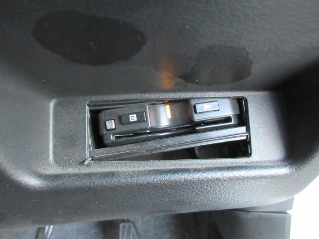 アルト Ｆ　車検２年付き　５ＡＧＳ　オートギヤシフト　ＭＴモード　純正ＣＤデッキ　ＡＵＸ付　ＥＴＣ　エコモード　ヘッドライトレベライザー（13枚目）