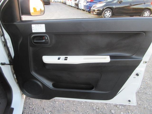 アルト Ｆ　車検２年付き　５ＡＧＳ　オートギヤシフト　ＭＴモード　純正ＣＤデッキ　ＡＵＸ付　ＥＴＣ　エコモード　ヘッドライトレベライザー（26枚目）