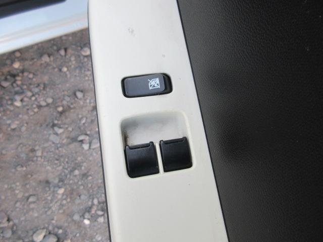 アルト Ｆ　車検２年付き　５ＡＧＳ　オートギヤシフト　ＭＴモード　純正ＣＤデッキ　ＡＵＸ付　ＥＴＣ　エコモード　ヘッドライトレベライザー（31枚目）