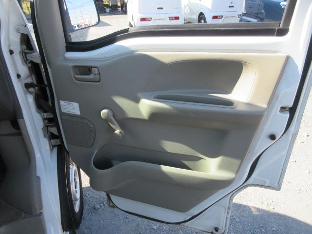 ミニキャブバン Ｍ　車検２年付き　雹害　ハイルーフ　ＭＴモード　ＥＴＣ　ＡＭ・ＦＭラジオ　エコモード　集中ドアロック　ヘッドライトレベライザー（25枚目）