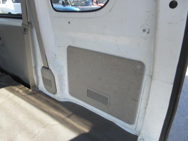 ミニキャブバン Ｍ　車検２年付き　雹害　ハイルーフ　ＭＴモード　ＥＴＣ　ＡＭ・ＦＭラジオ　エコモード　集中ドアロック　ヘッドライトレベライザー（38枚目）