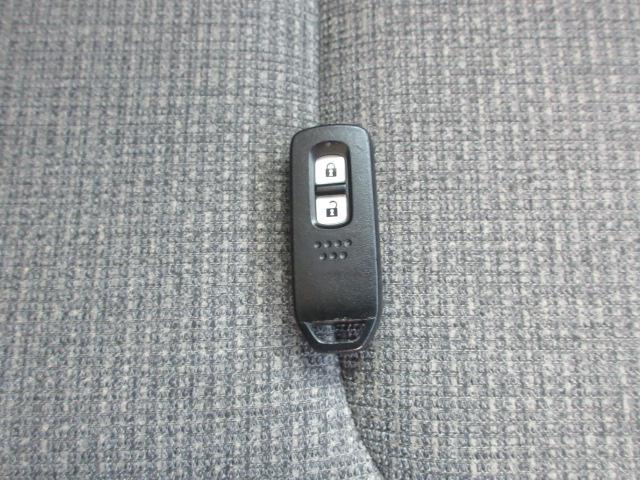 Ｎ－ＢＯＸ Ｇ　車検２年付き　レンタカーアップ　後期型　ＬＫＡＳ　ブレーキサポート　レーンキープ　標識認識機能　先行車発進警報　クルコン　クリアランスソナー　メモリナビ　Ｂｌｕｅｔｏｏｔｈ　バックカメラ（33枚目）