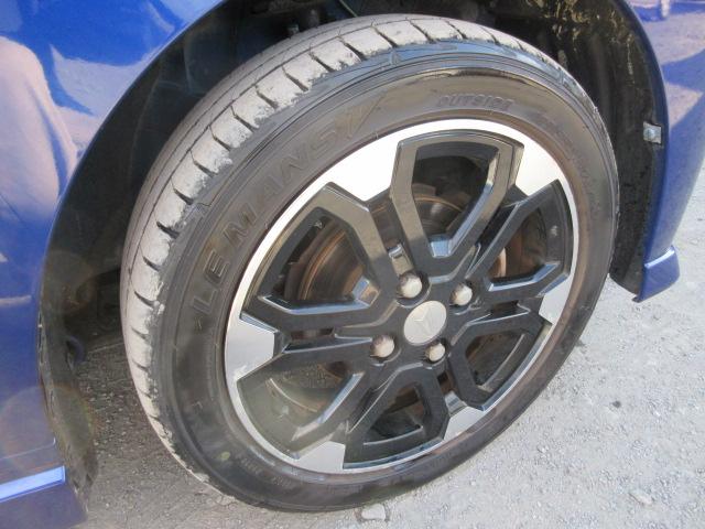 ムーヴ カスタム　ＲＳ　ハイパーＳＡＩＩ　ツートンカラー　ＩＣターボ　ブレーキサポート　車線逸脱警報　先行車発進警報　ＳＤナビ　フルセグＴＶ　バックカメラ　ＥＴＣ　ＬＥＤオートヘッドライト　ＬＥＤフォグライト　ハーフレザー（10枚目）