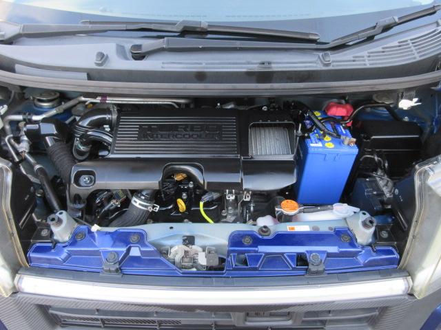 ムーヴ カスタム　ＲＳ　ハイパーＳＡＩＩ　ツートンカラー　ＩＣターボ　ブレーキサポート　車線逸脱警報　先行車発進警報　ＳＤナビ　フルセグＴＶ　バックカメラ　ＥＴＣ　ＬＥＤオートヘッドライト　ＬＥＤフォグライト　ハーフレザー（11枚目）