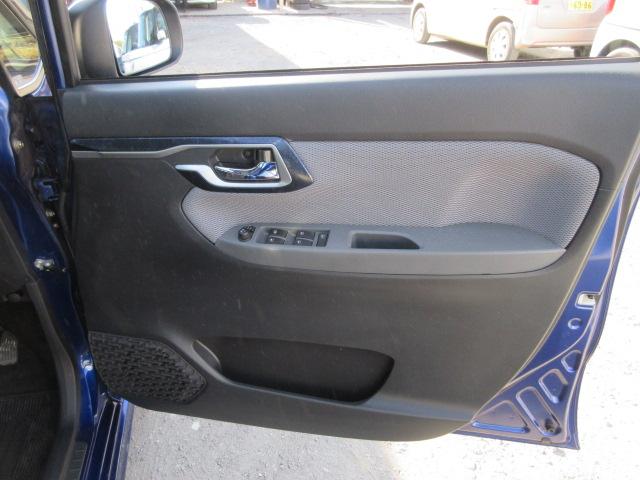 ムーヴ カスタム　ＲＳ　ハイパーＳＡＩＩ　ツートンカラー　ＩＣターボ　ブレーキサポート　車線逸脱警報　先行車発進警報　ＳＤナビ　フルセグＴＶ　バックカメラ　ＥＴＣ　ＬＥＤオートヘッドライト　ＬＥＤフォグライト　ハーフレザー（26枚目）